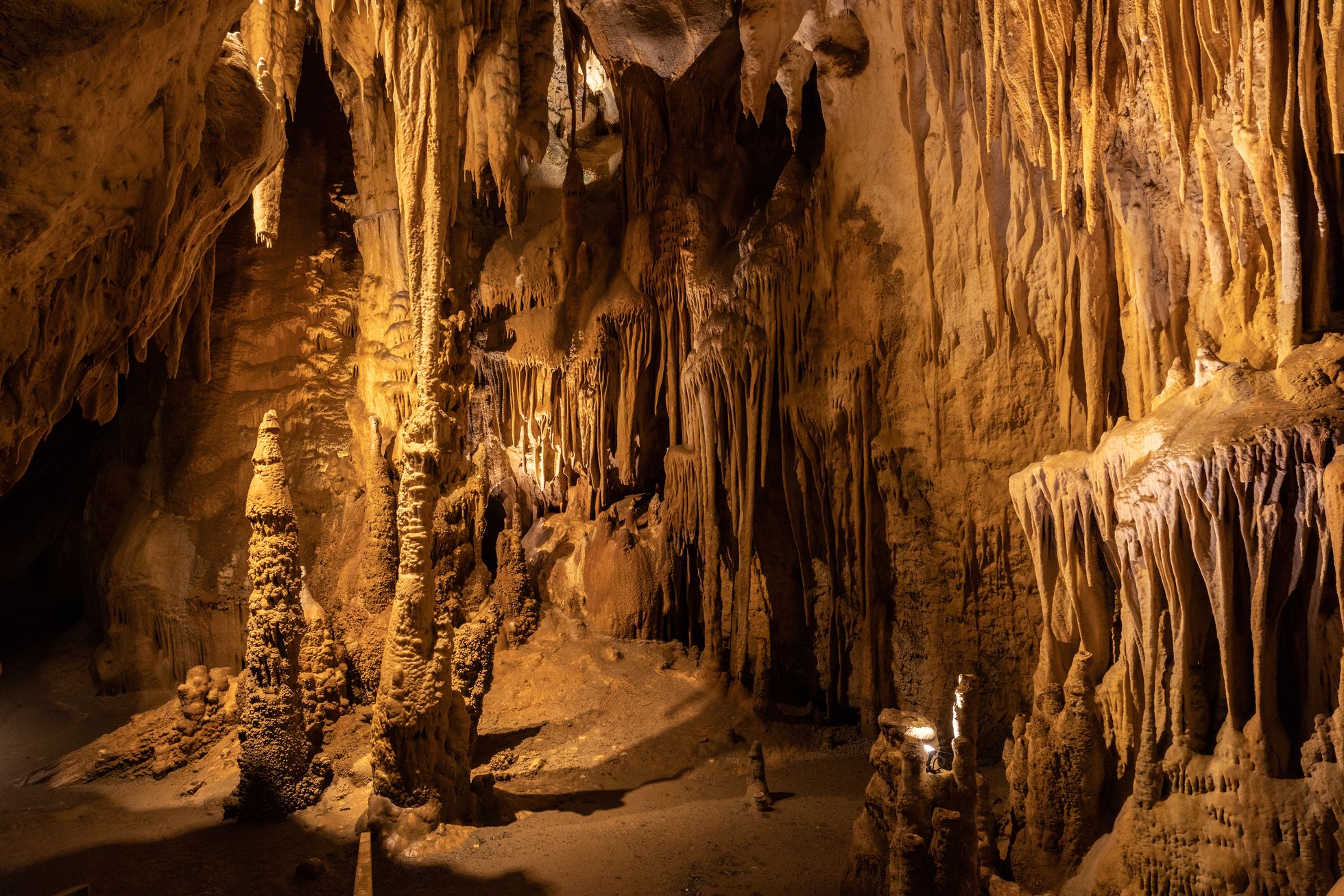 Falaises, grottes et cavités